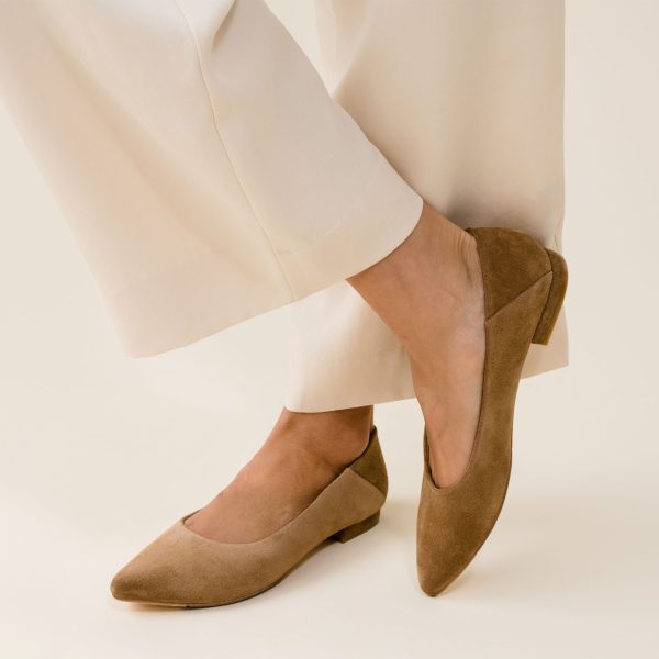 Ellie All-Day Clog - Image 4